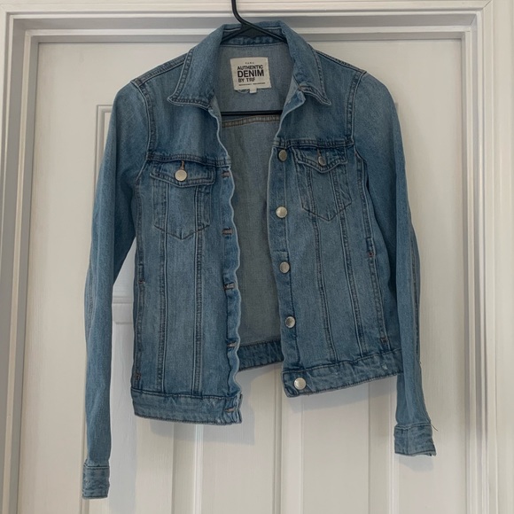Zara Denim Jacket - Picture 1 of 3